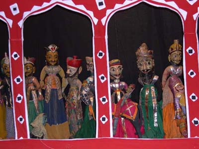 Stringpuppets from Rajasthan - From the collection of the Sangeet Natak Akademi, New Delhi - Photo: Elisabeth den Otter, 2003 © 